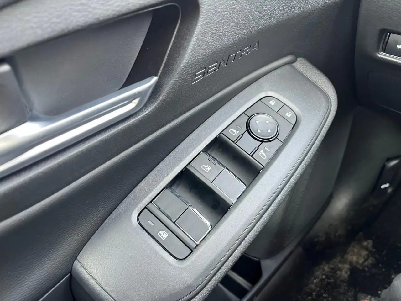 Nissan Sentra снимка Nissan Sentra