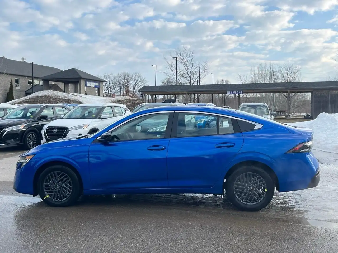 Nissan Sentra снимка Nissan Sentra