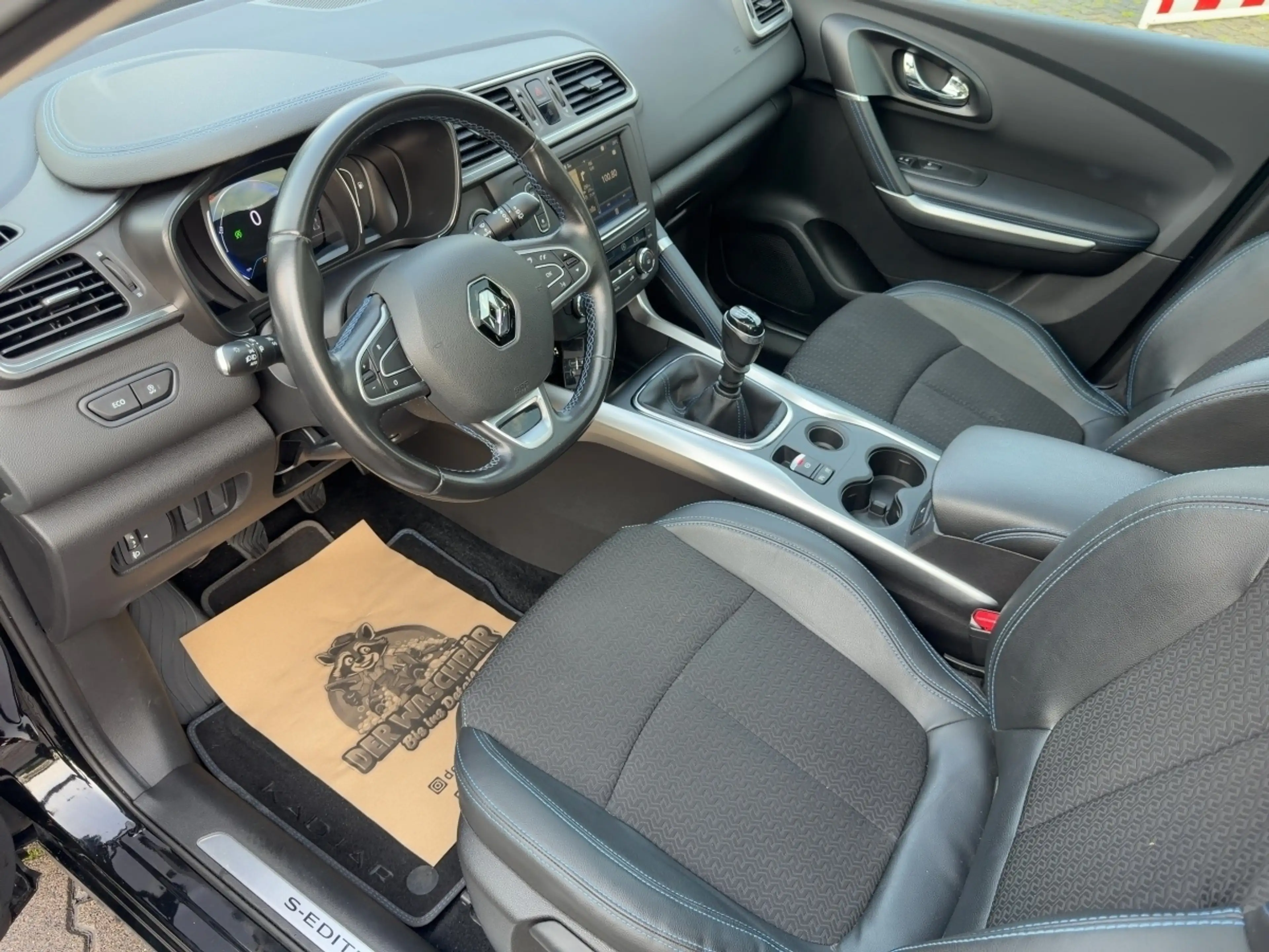 Renault Kadjar TCe160 Bose Edition  Edition S PANORAMADACH — photo 14