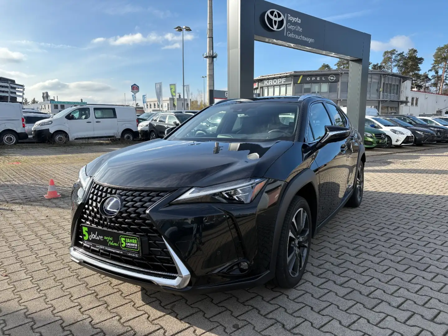 Lexus UX 250h Luxury Line LED, Navi, 360°Kamera, HUD Negru - 2