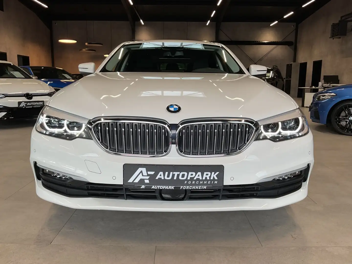 BMW 520 i LED Navi 20" M Felgen 360° Nur 11.600 Km Blanco - 2