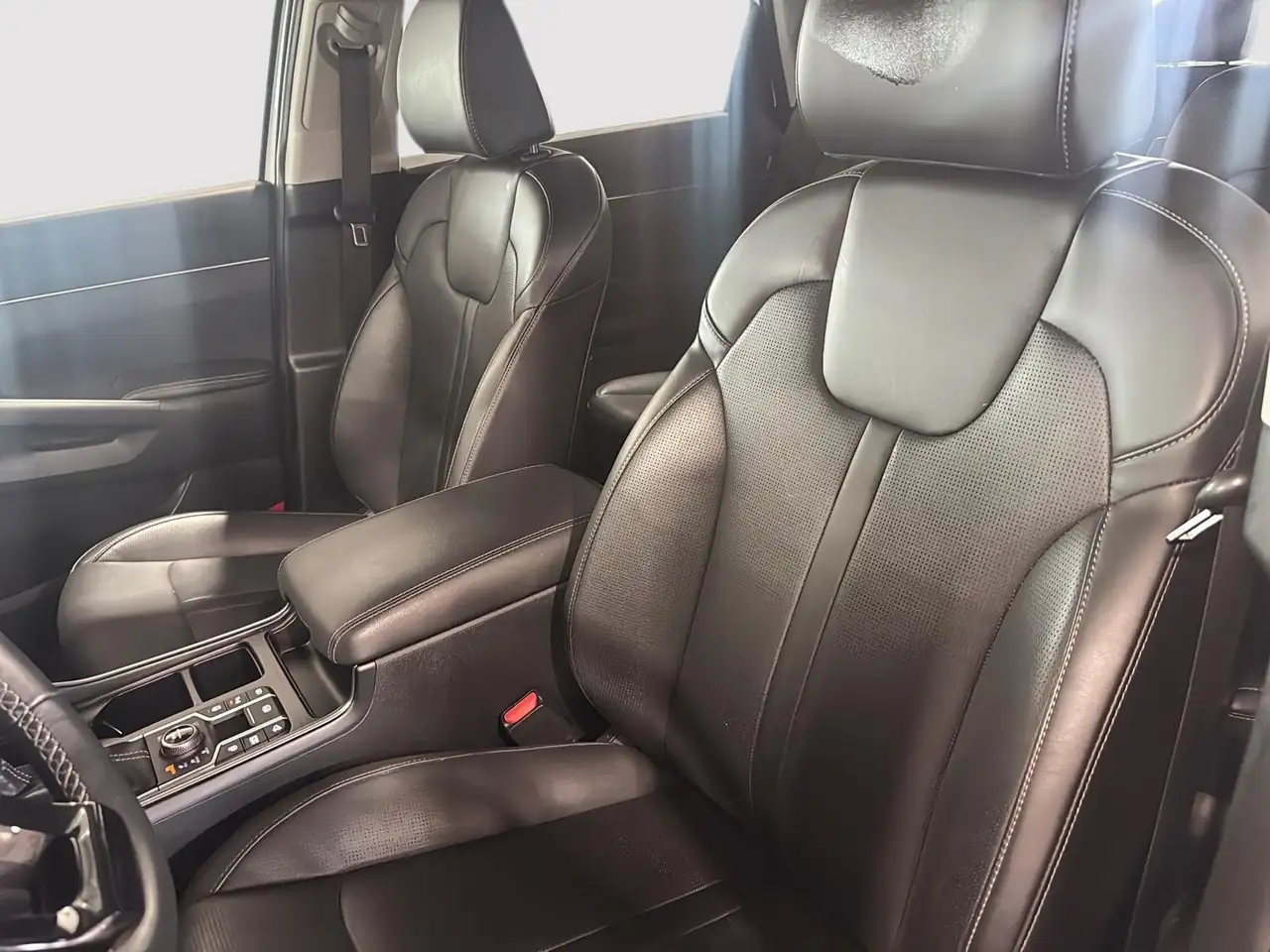 Kia Sorento снимка Kia Sorento