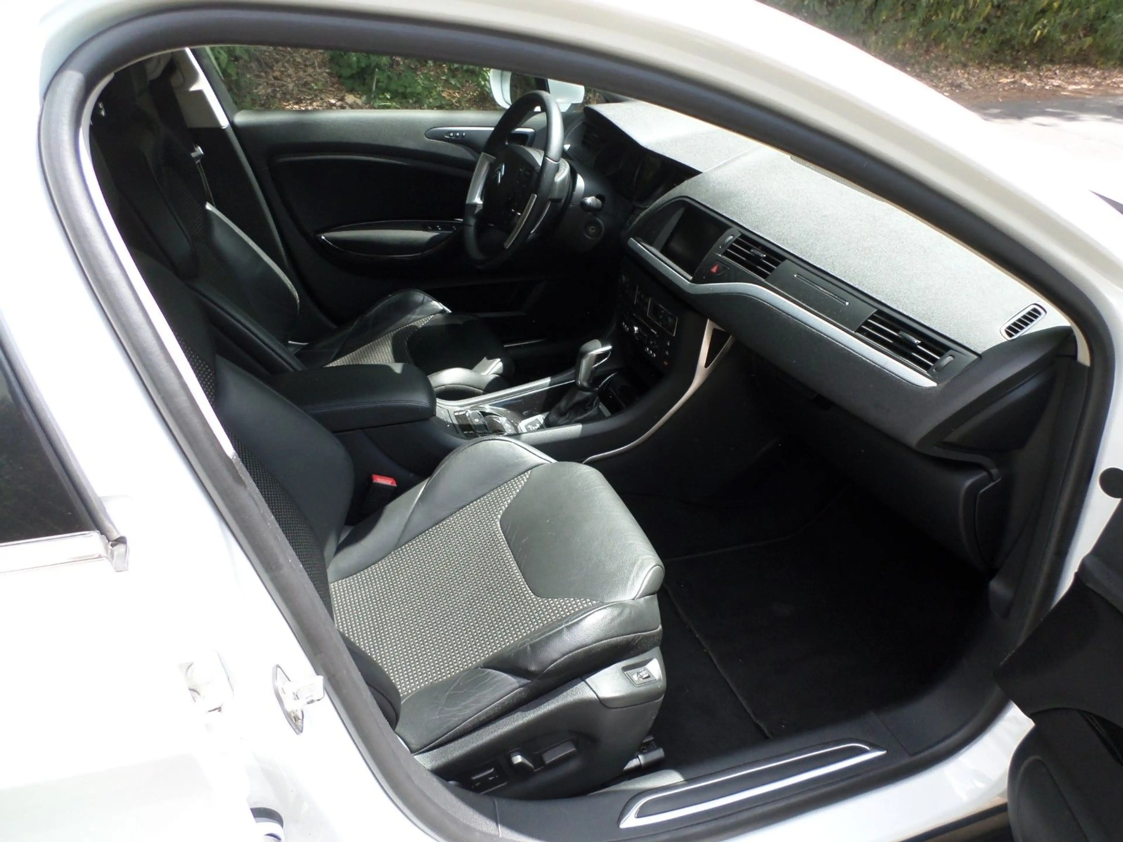 Citroen C5 Tourer Exclusive 200 HDI Autom. — photo 11