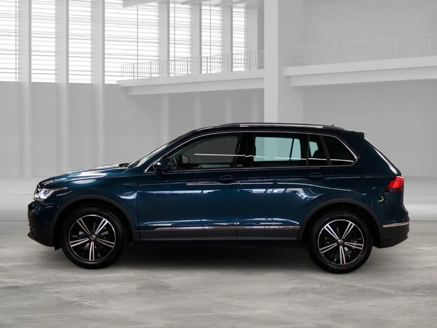 Volkswagen Tiguan Move 1.5 TSI HUD Navi LED ACC El. Heckklappe Apple Blauw - 2