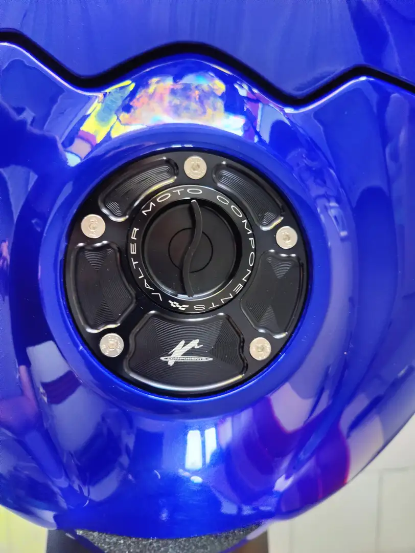Yamaha YZF-R1 2008 - 1