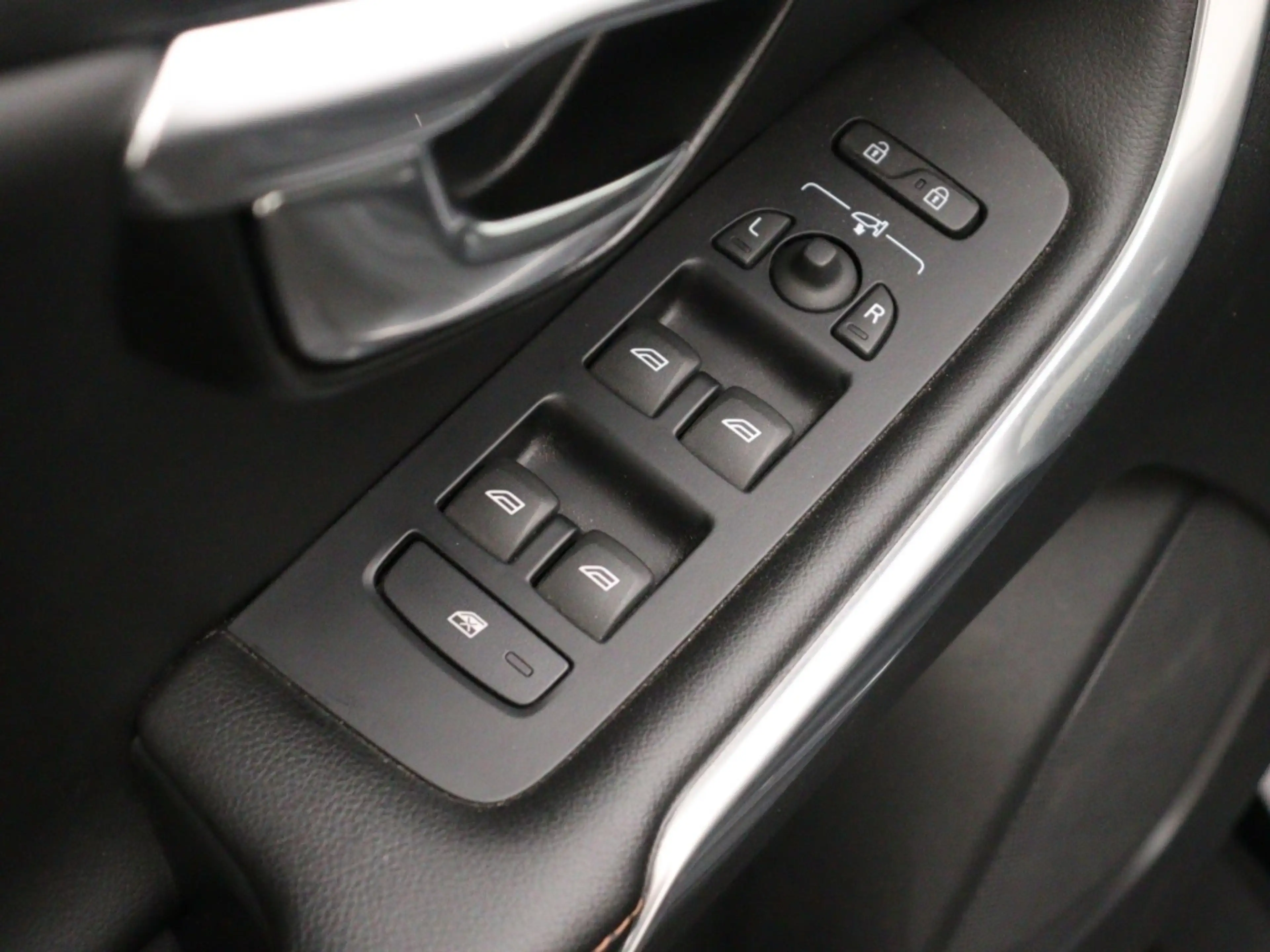 Volvo V40 Cross Country T3 GT POLAR LUXURY PANO LEDER ELEC-STOELBEDIENING — photo 11