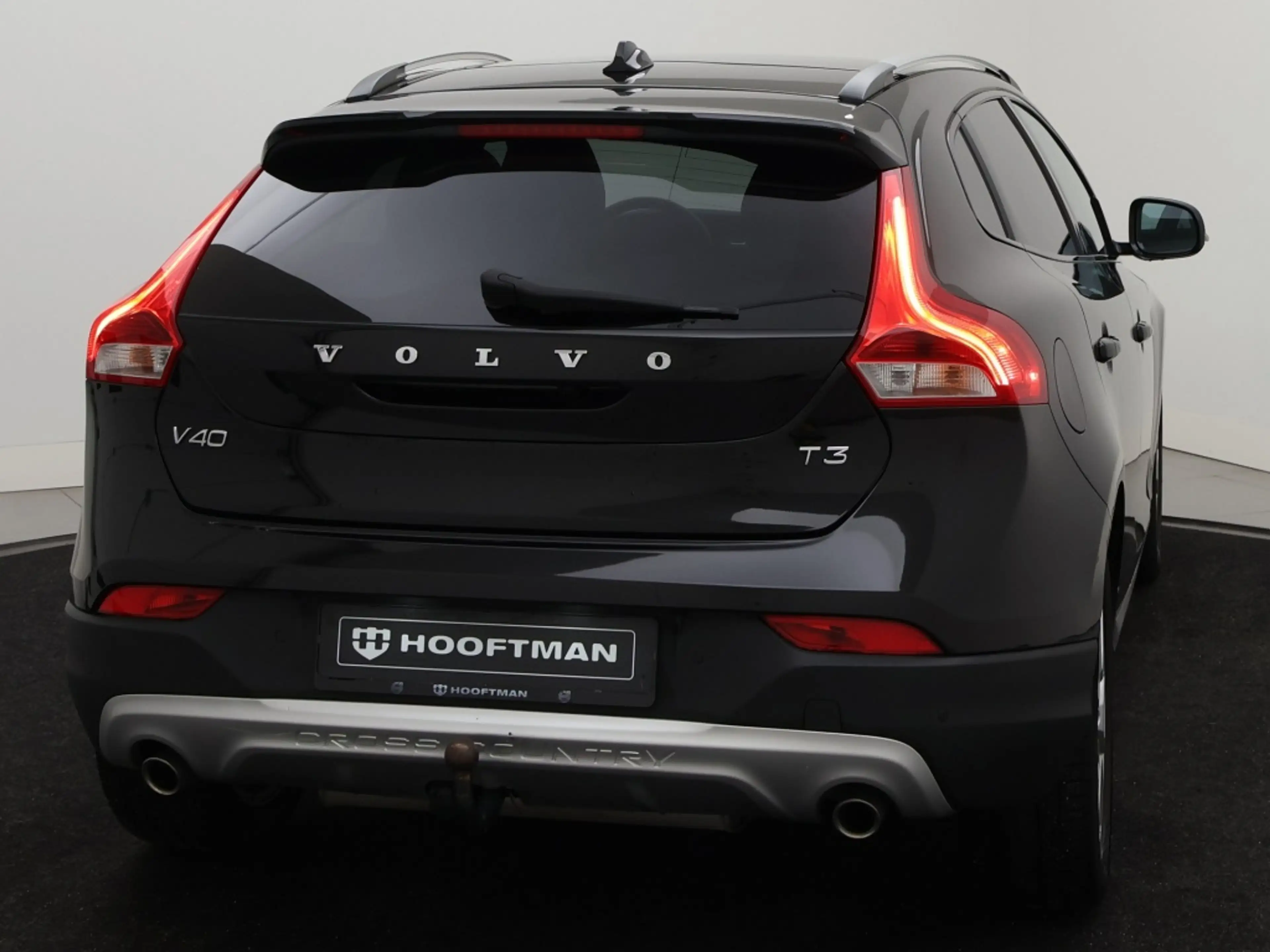 Volvo V40 Cross Country T3 GT POLAR LUXURY PANO LEDER ELEC-STOELBEDIENING — photo 5