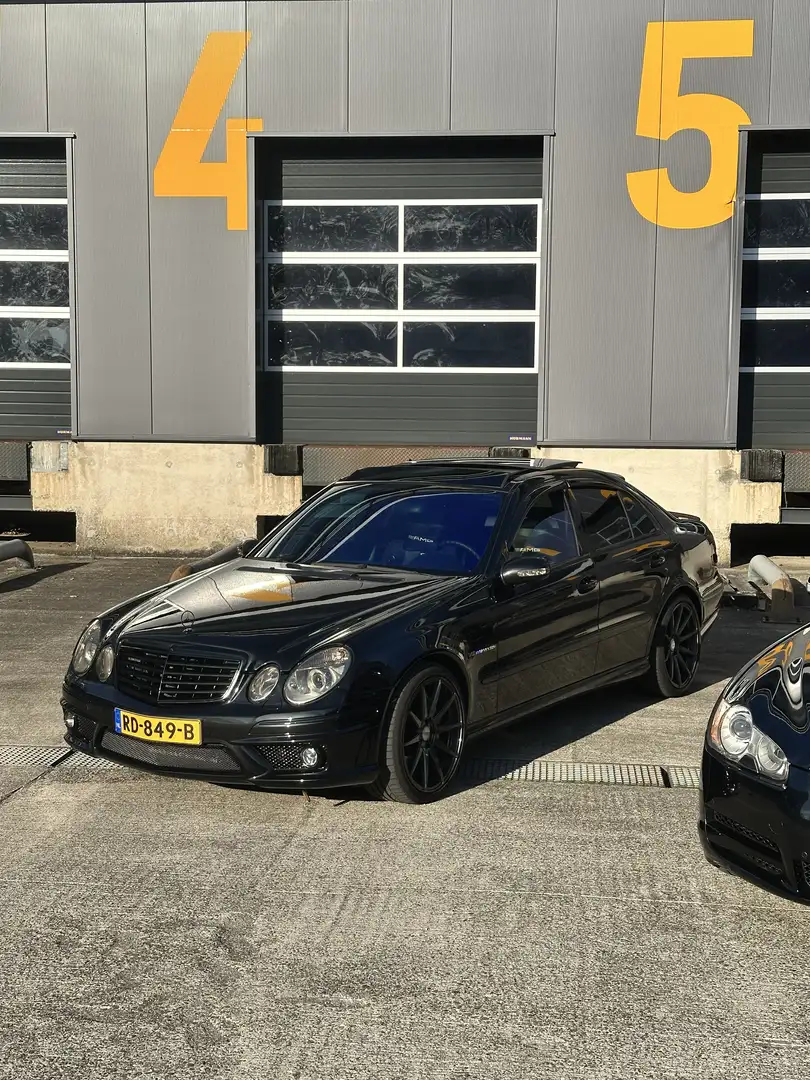 Mercedes-Benz E 55 AMG Mercedes-Benz W211 E55 AMG / V8kompressor / sedan - 1