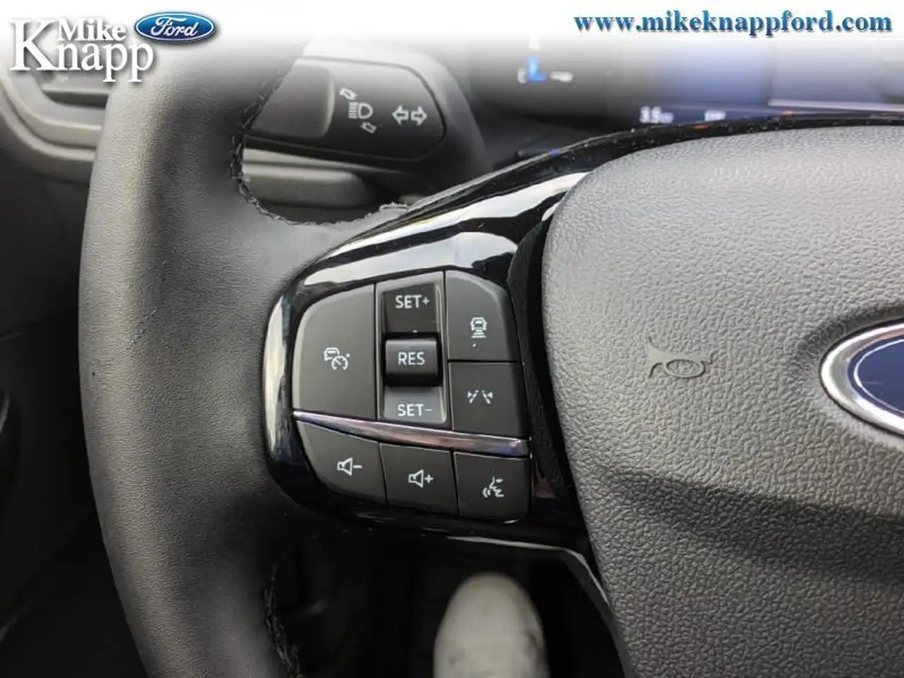 Ford Escape снимка Ford Escape