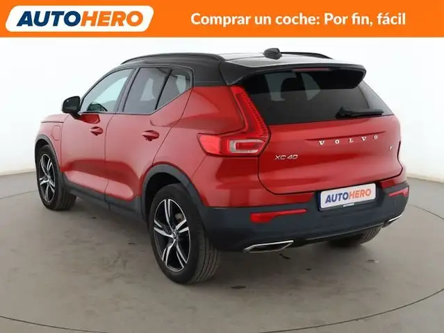 Volvo XC40 view 4