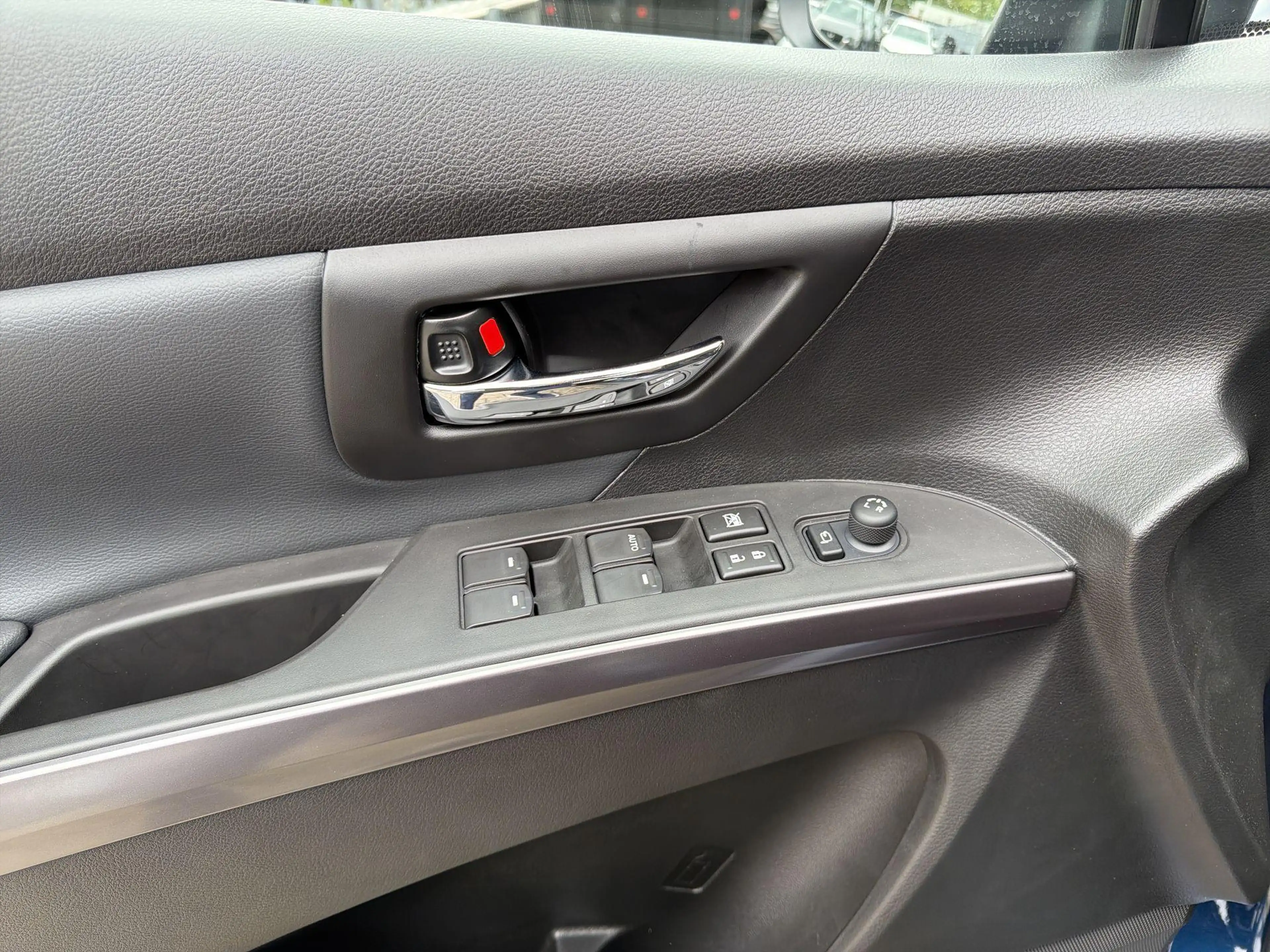 Suzuki S-Cross 1.4 Boosterjet Special Edition Smart Hybrid — photo 11