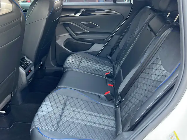Volkswagen Tiguan view 11