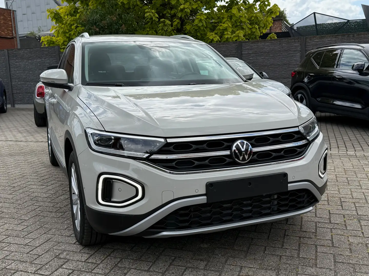 Volkswagen T-Roc T-Roc 1.5 TSI DSG Style "Camera/BLIS/Elec. koffer" Grijs - 2