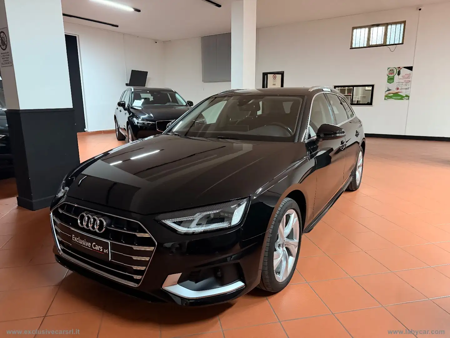 Audi A4 Avant 30 TDI/136CV S tronic VIRTUAL - 2