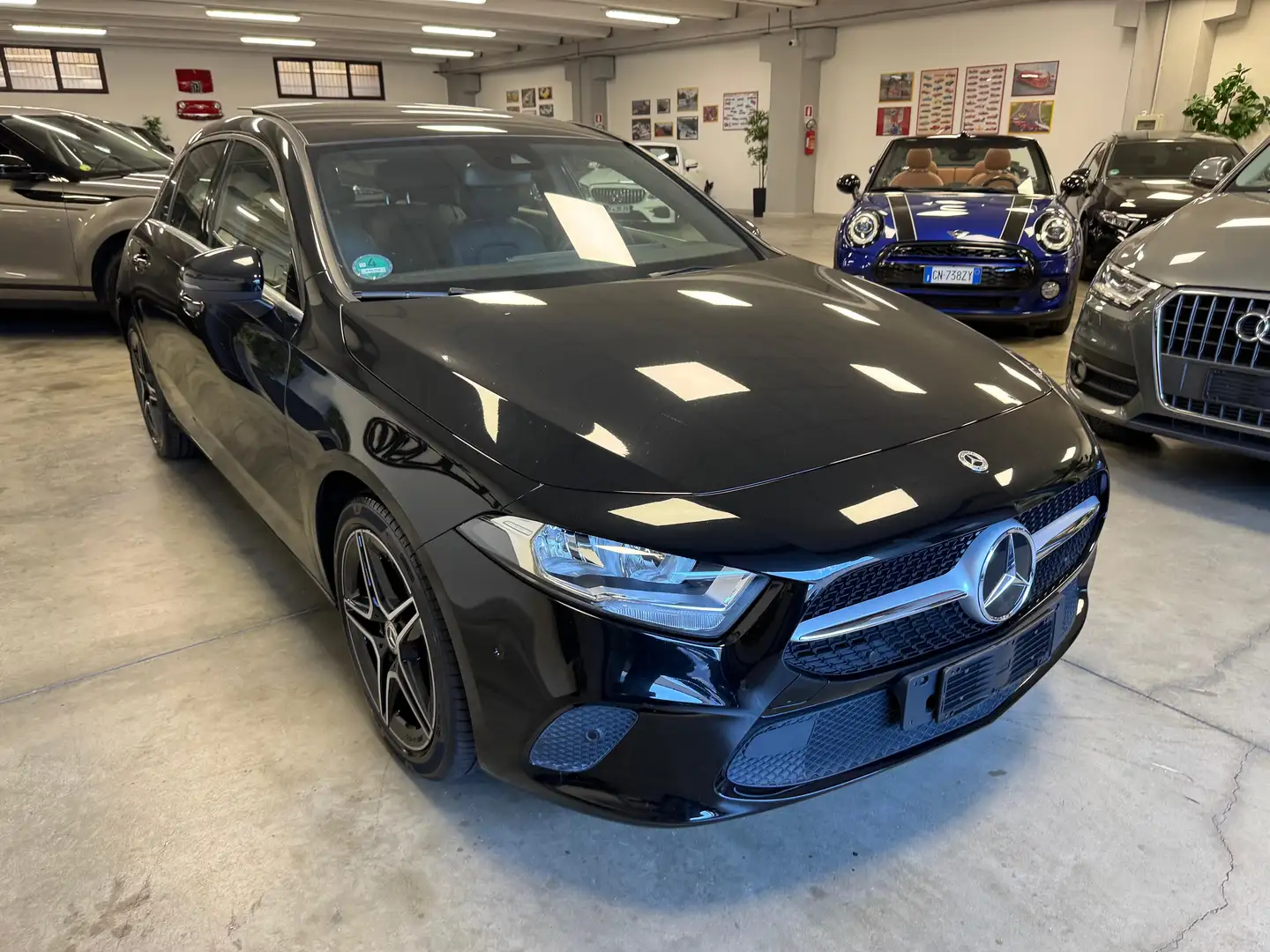 Mercedes-Benz A 200 d AmgAutomatica,Tetto, Cerchi 18, Garanzia 12 mesi Nero - 1