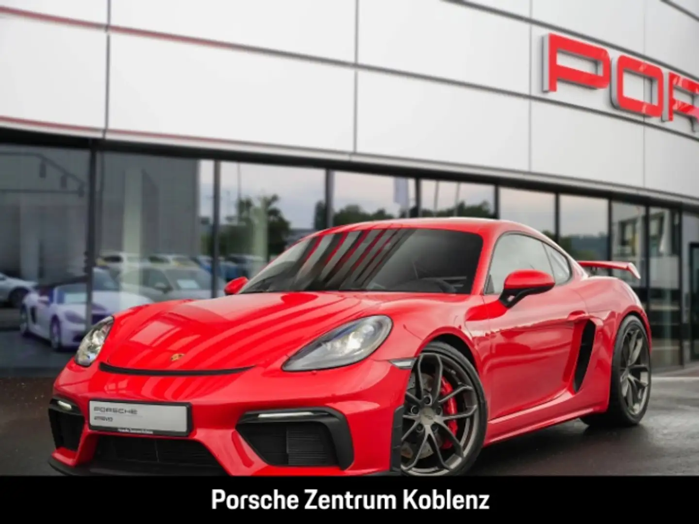 Porsche Cayman 718 GT4 Rouge - 1