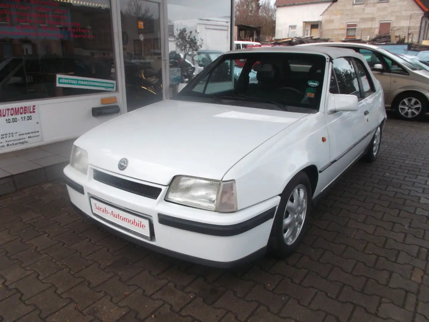 Opel Kadett GSI Cabrio 3.Hand Blanco - 1