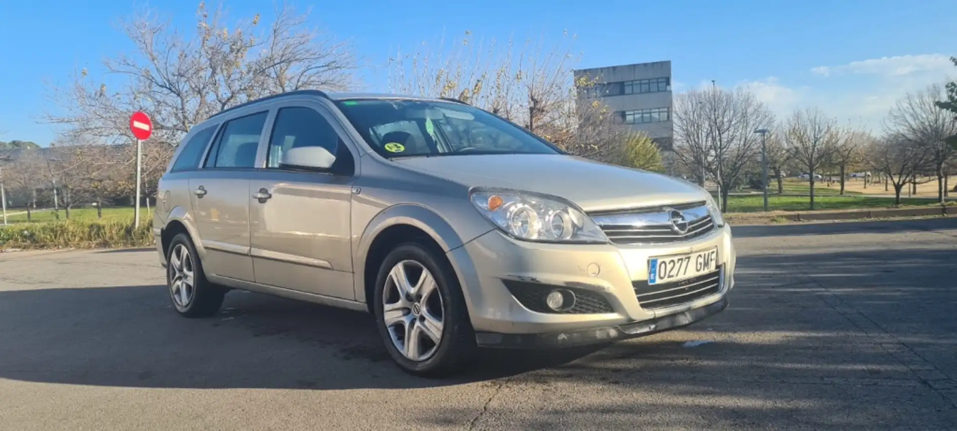 Opel Astra 1.7CDTI Cosmo - 1