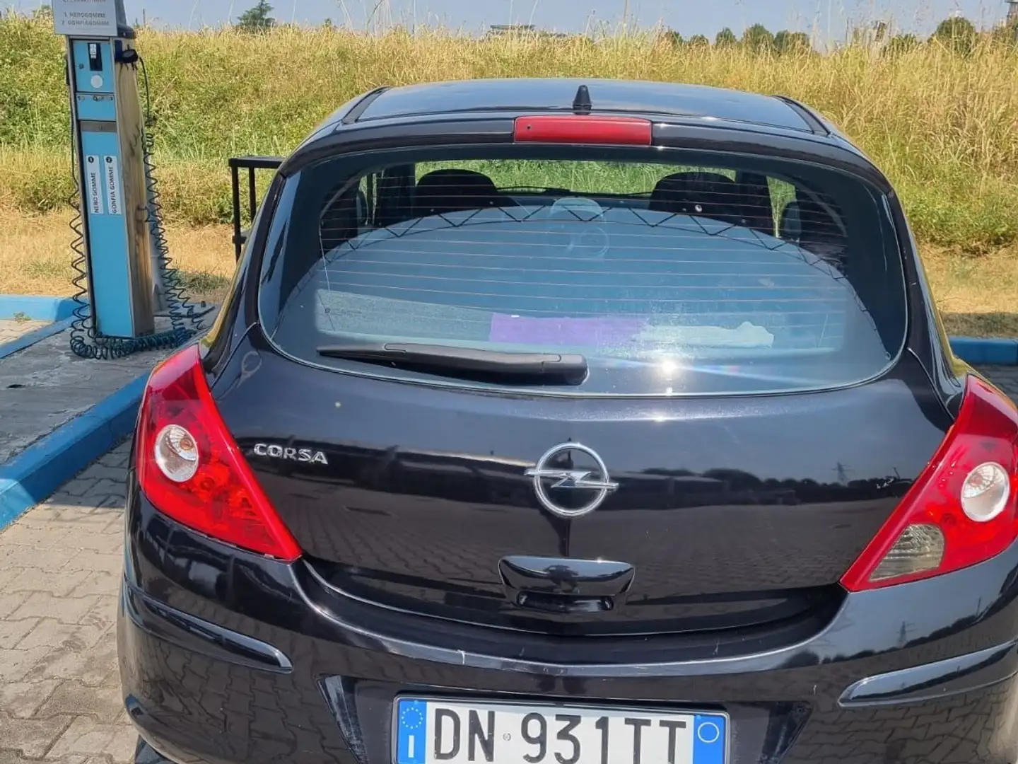Opel Corsa 3p 1.2 Enjoy - 2