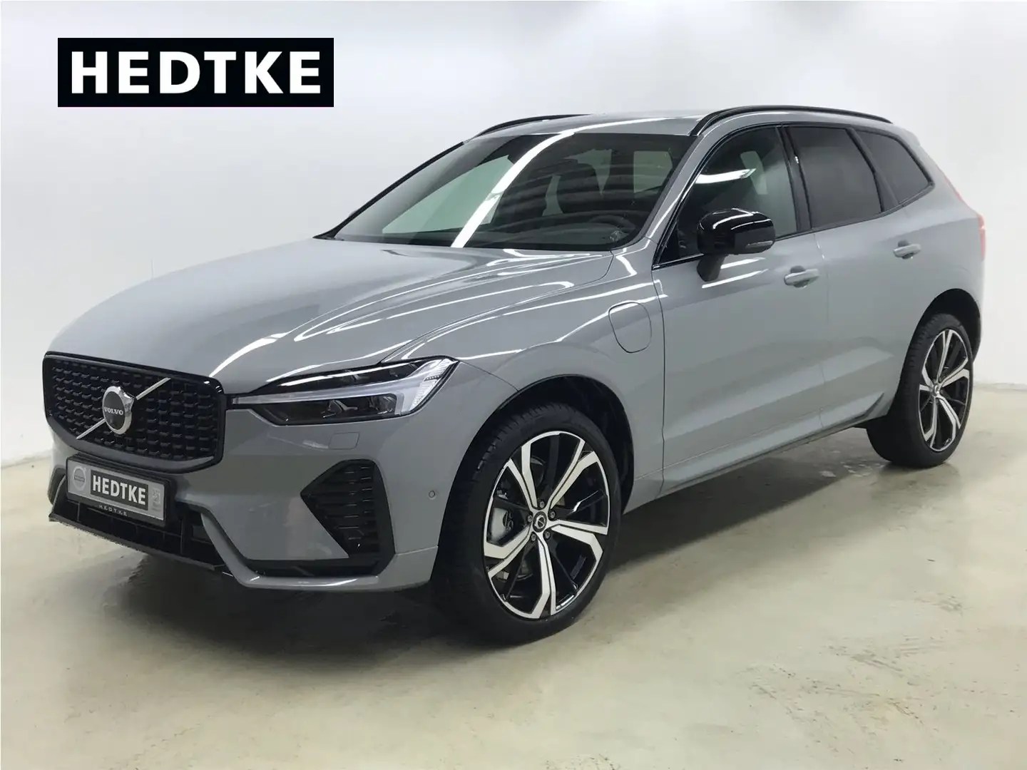 Volvo XC60 T8 AWD Plus Dark 21"+H&K+360°+ACC+WSS-HZG Серый - 1