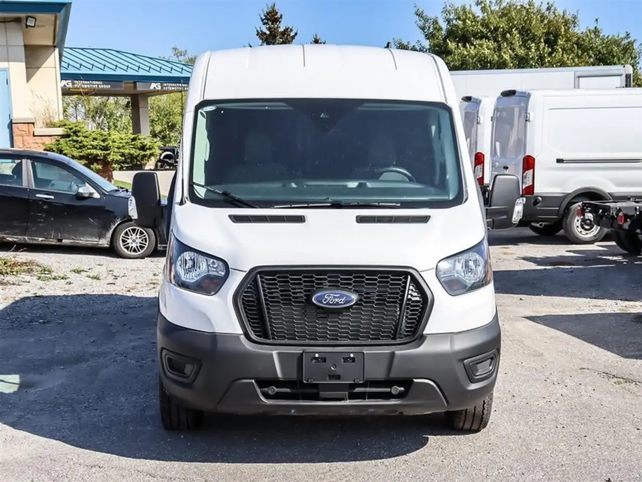 Ford Transit Cargo Van снимка Ford Transit Cargo Van