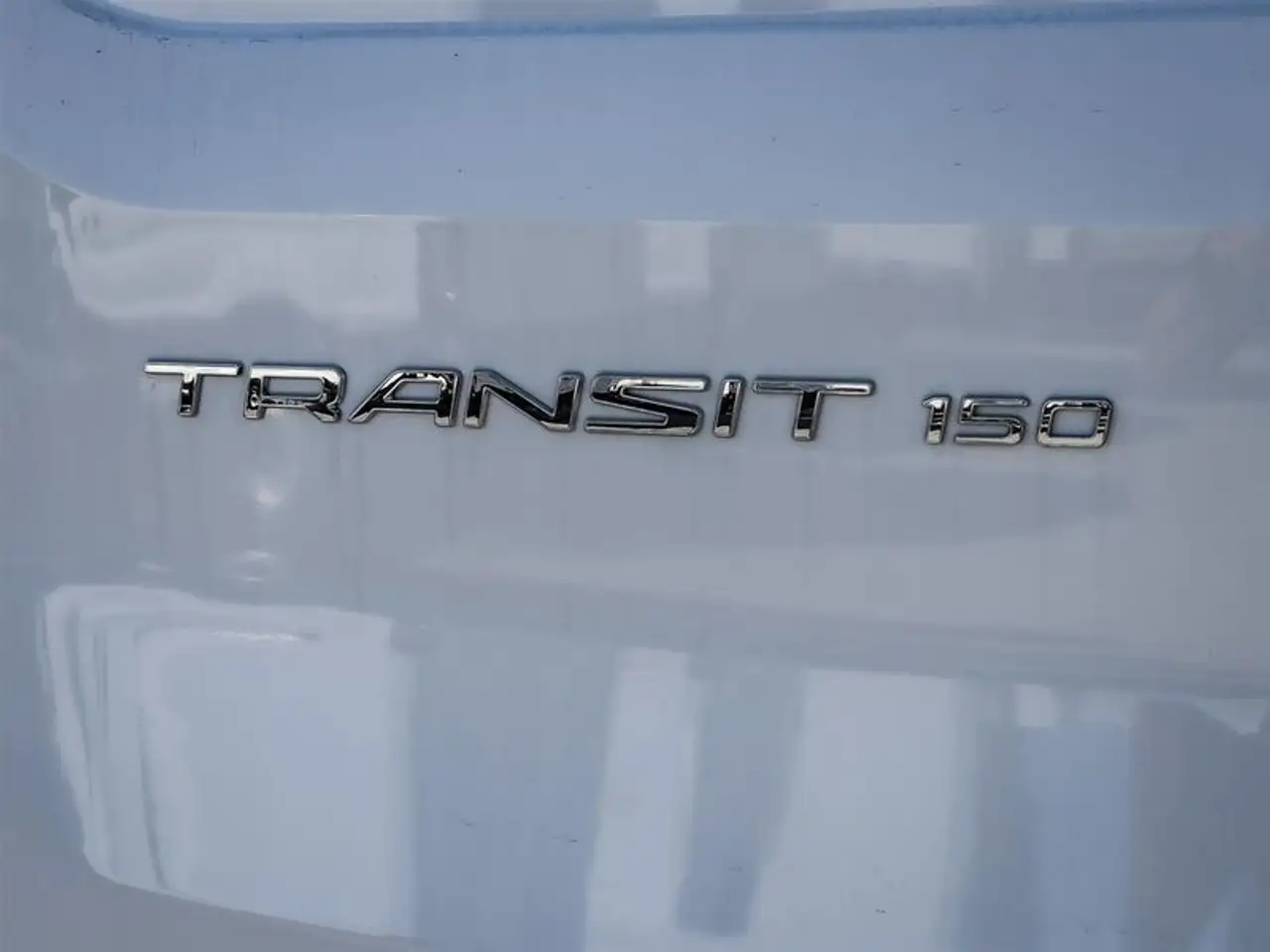 Ford Transit Cargo Van снимка Ford Transit Cargo Van