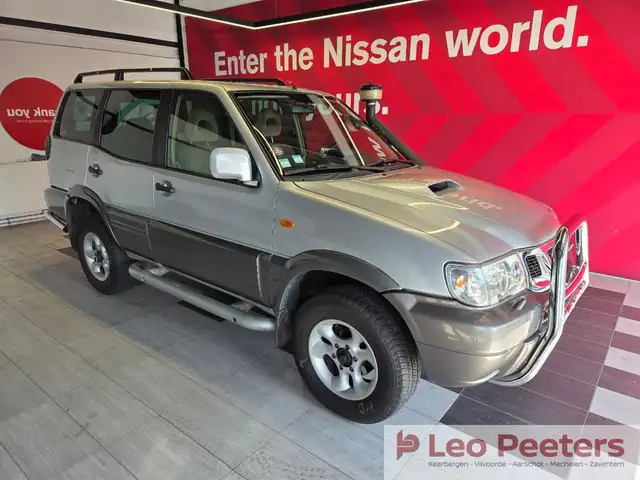 Nissan Terrano Full Options / Exclusive Car