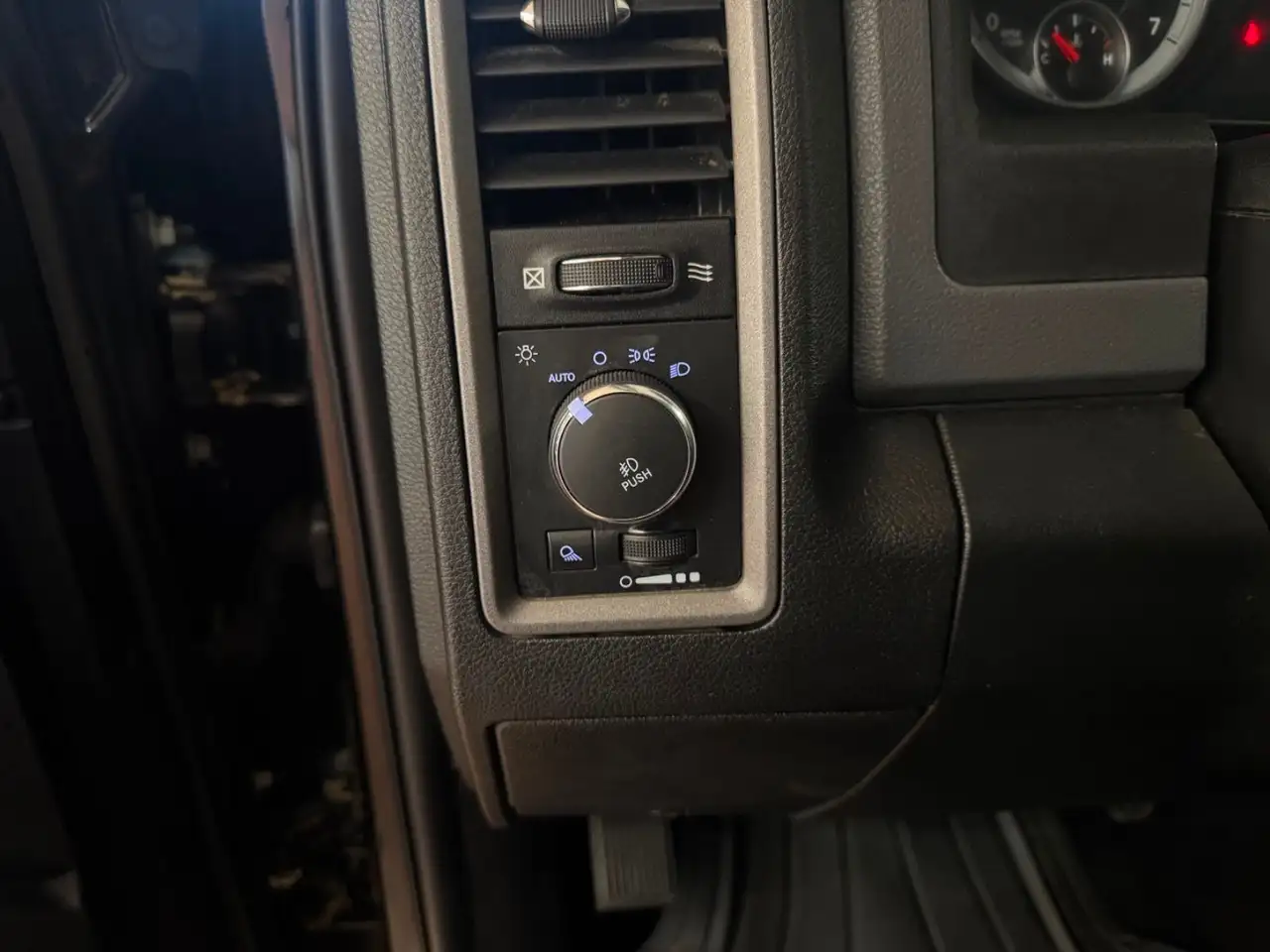 RAM 1500 fotografie RAM 1500