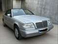 Mercedes-Benz E 220 Cabriolet - thumbnail 2