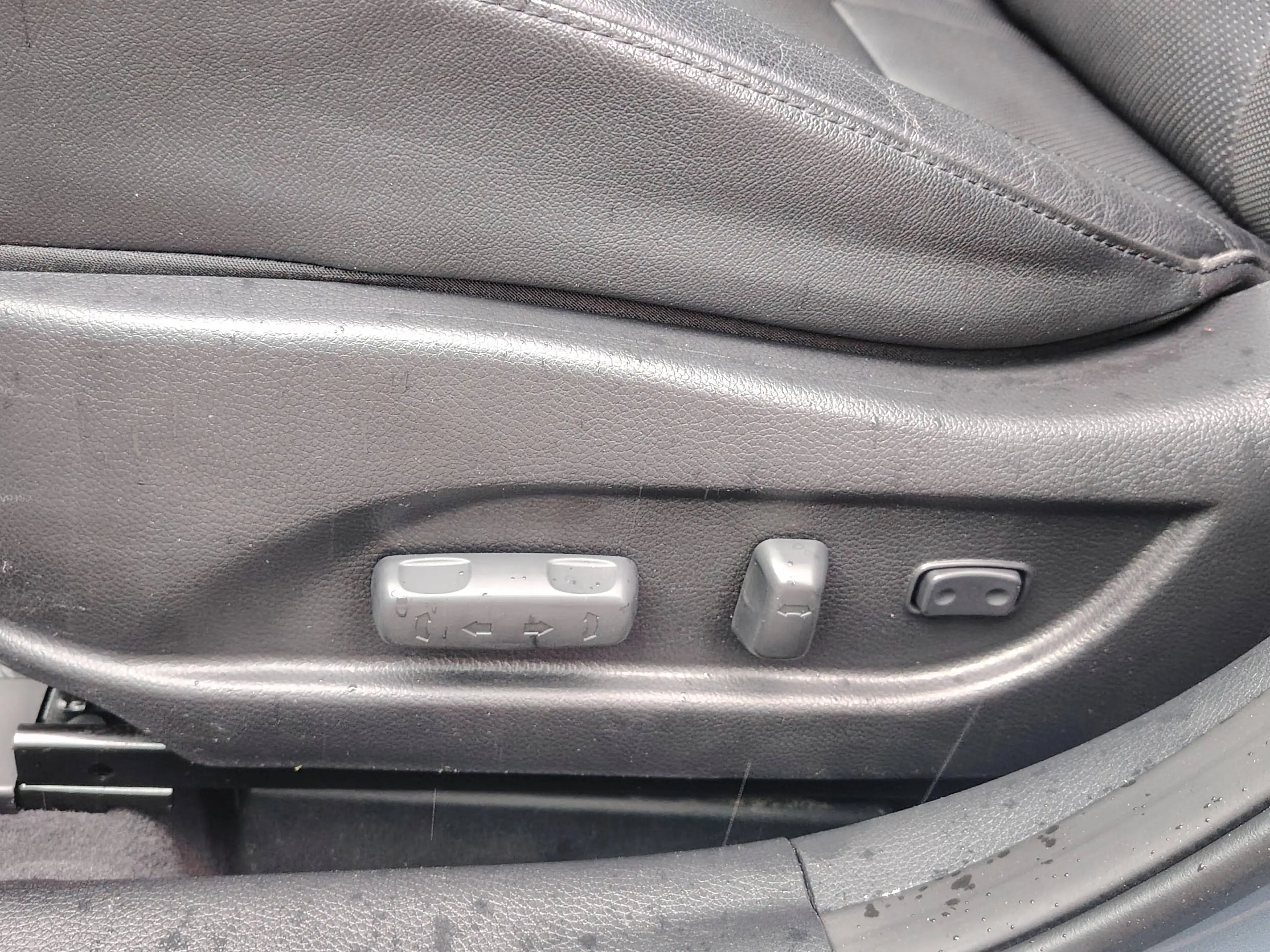Hyundai i40 blue Premium — photo 15