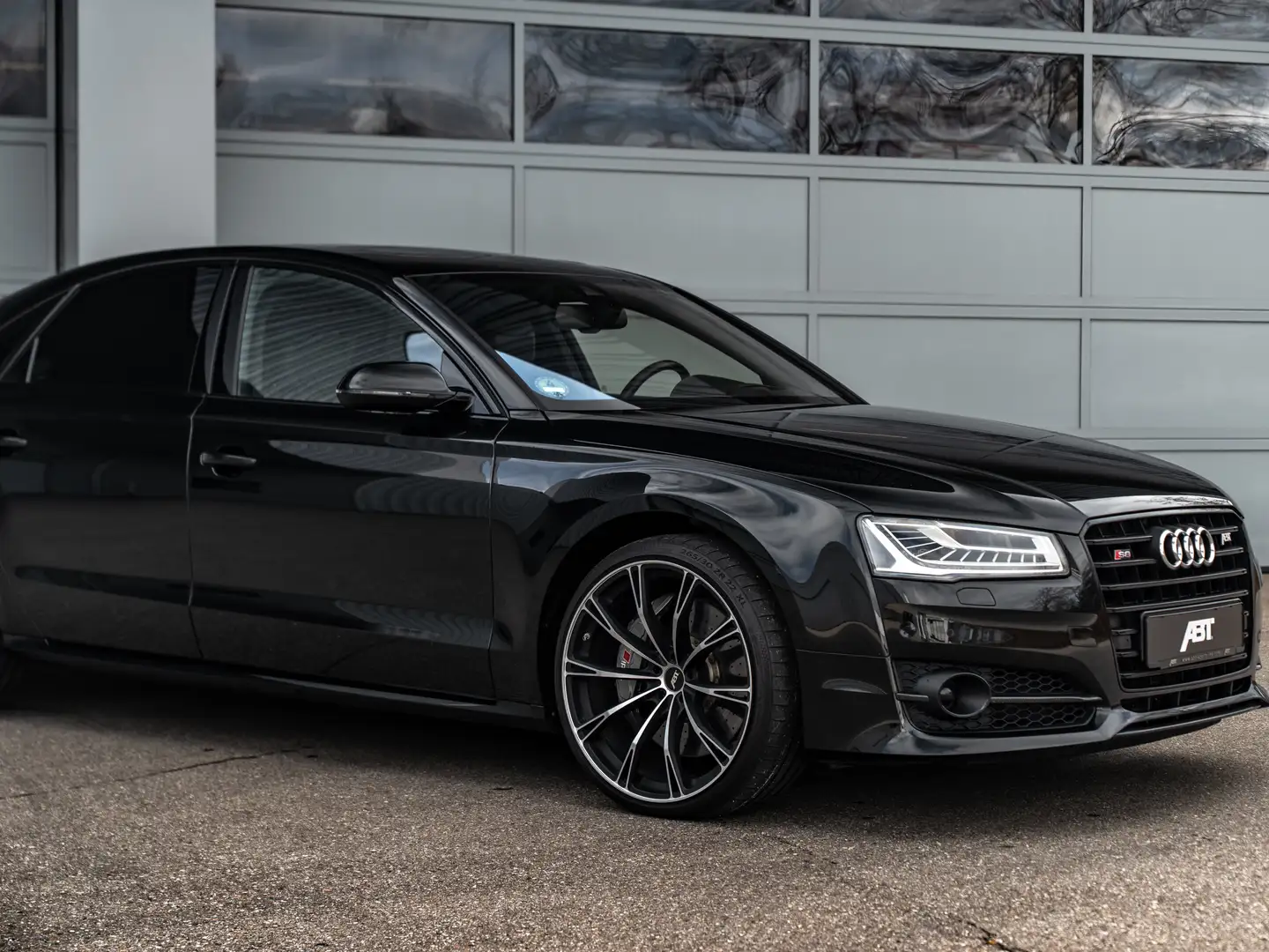 Audi S8 4.0 TFSI quattro plus mit ABT Leistungssteigerung Czarny - 1