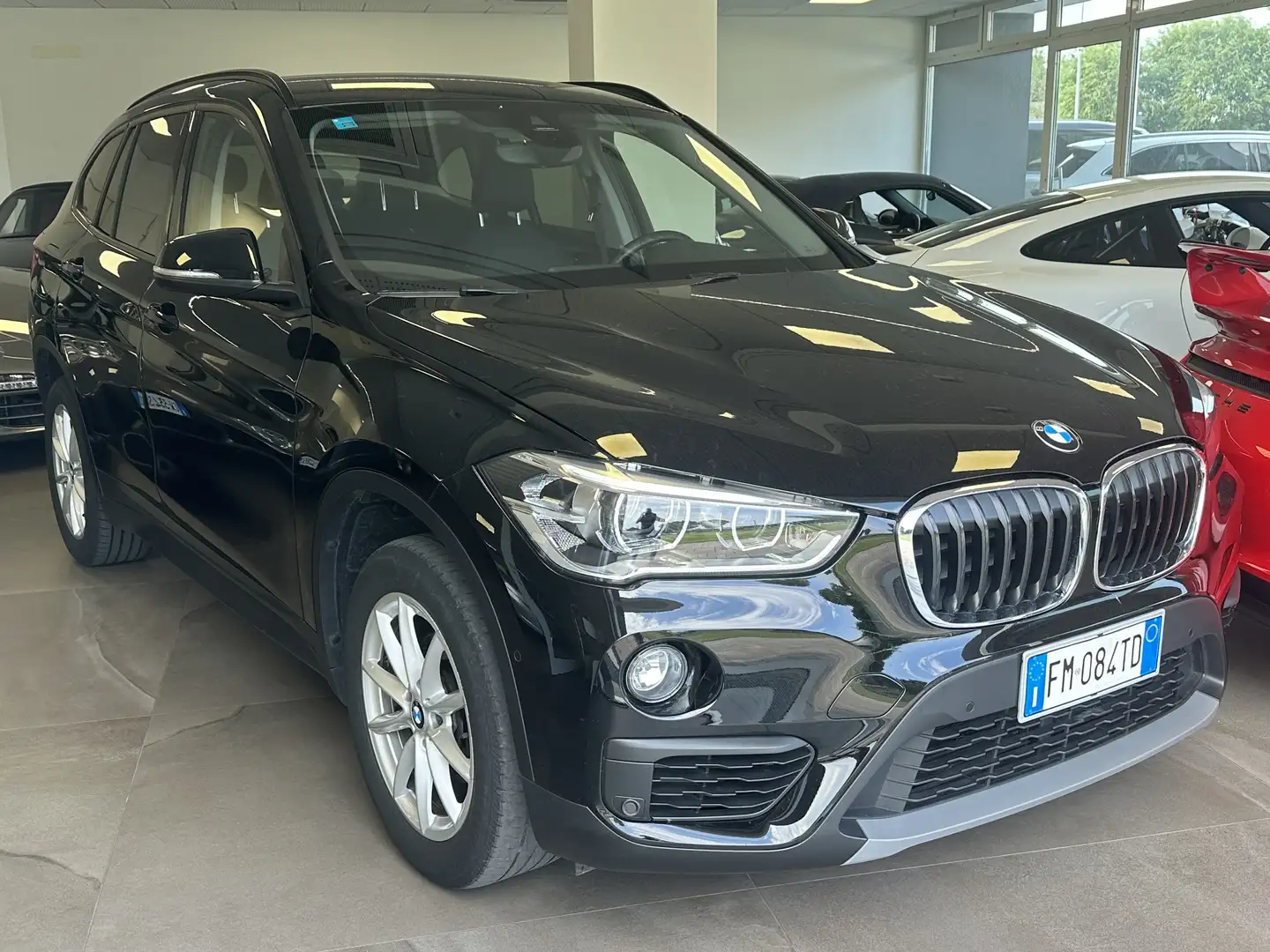 BMW X1 sdrive16d UFF.ITALIANA X NEOPATENTATI Negro - 1