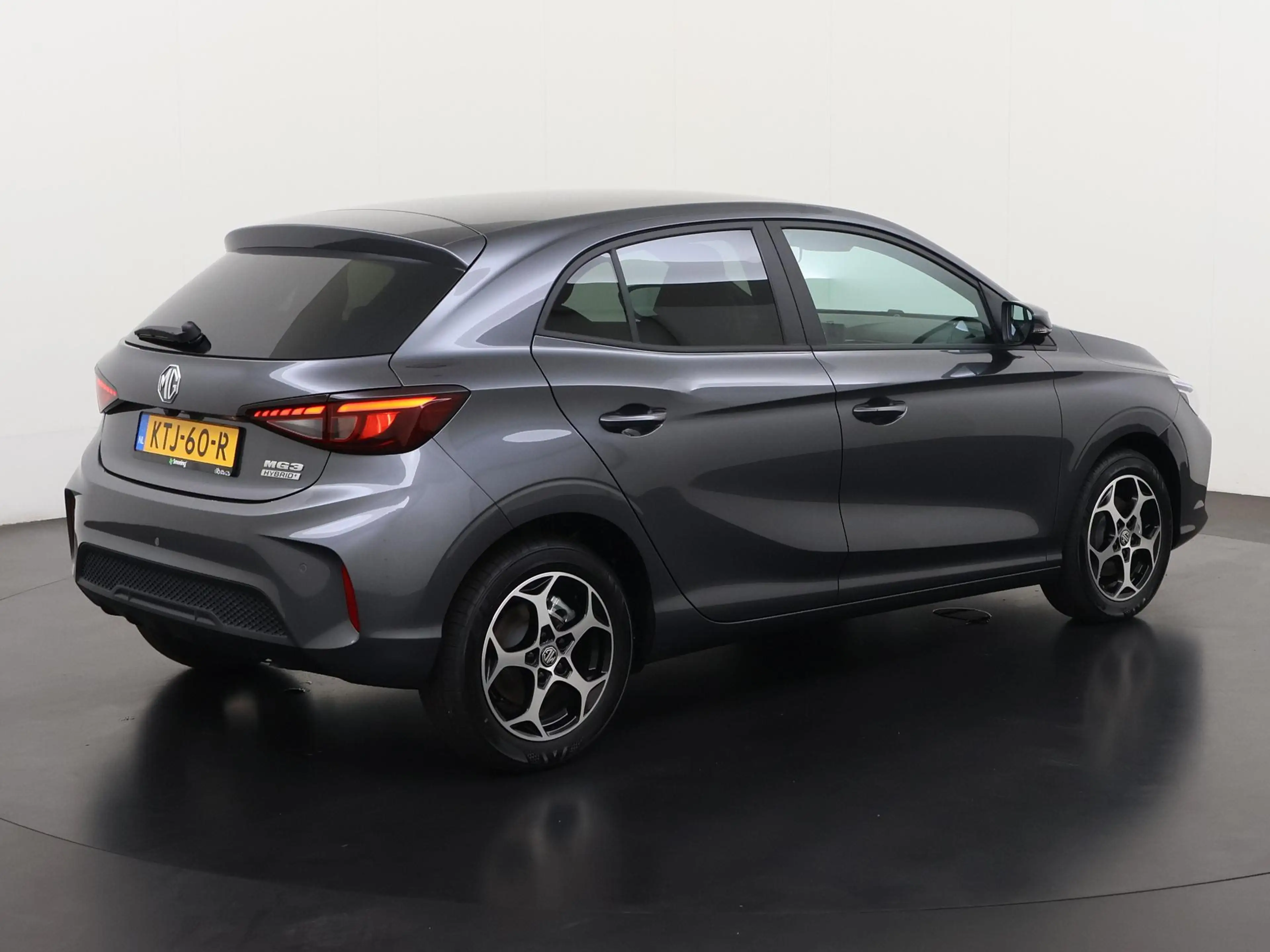 MG MG3 Hybrid+ 1.5 Hybrid+ Luxury | 360° Camera | Stuur & — photo 4