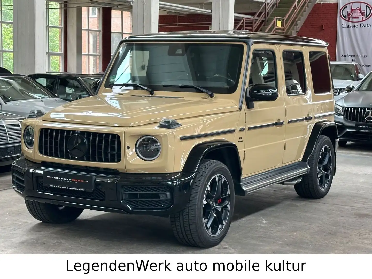 Mercedes-Benz G 63 AMG G63 AMG MANUFAKTUR NIGHT+DRIVER P. LED BURMESTER Beige - 1