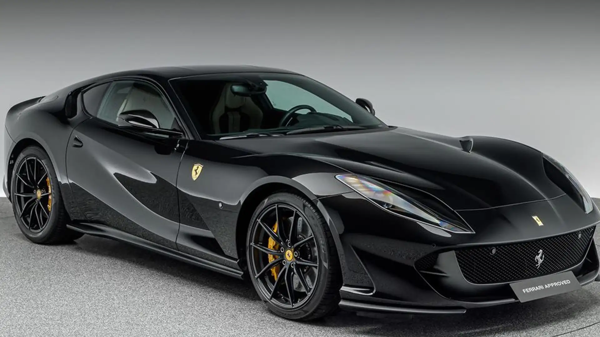 Ferrari 812 Superfast Чорний - 2