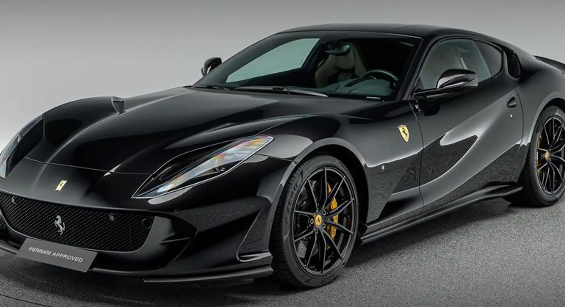 Ferrari 812 Superfast Noir - 1