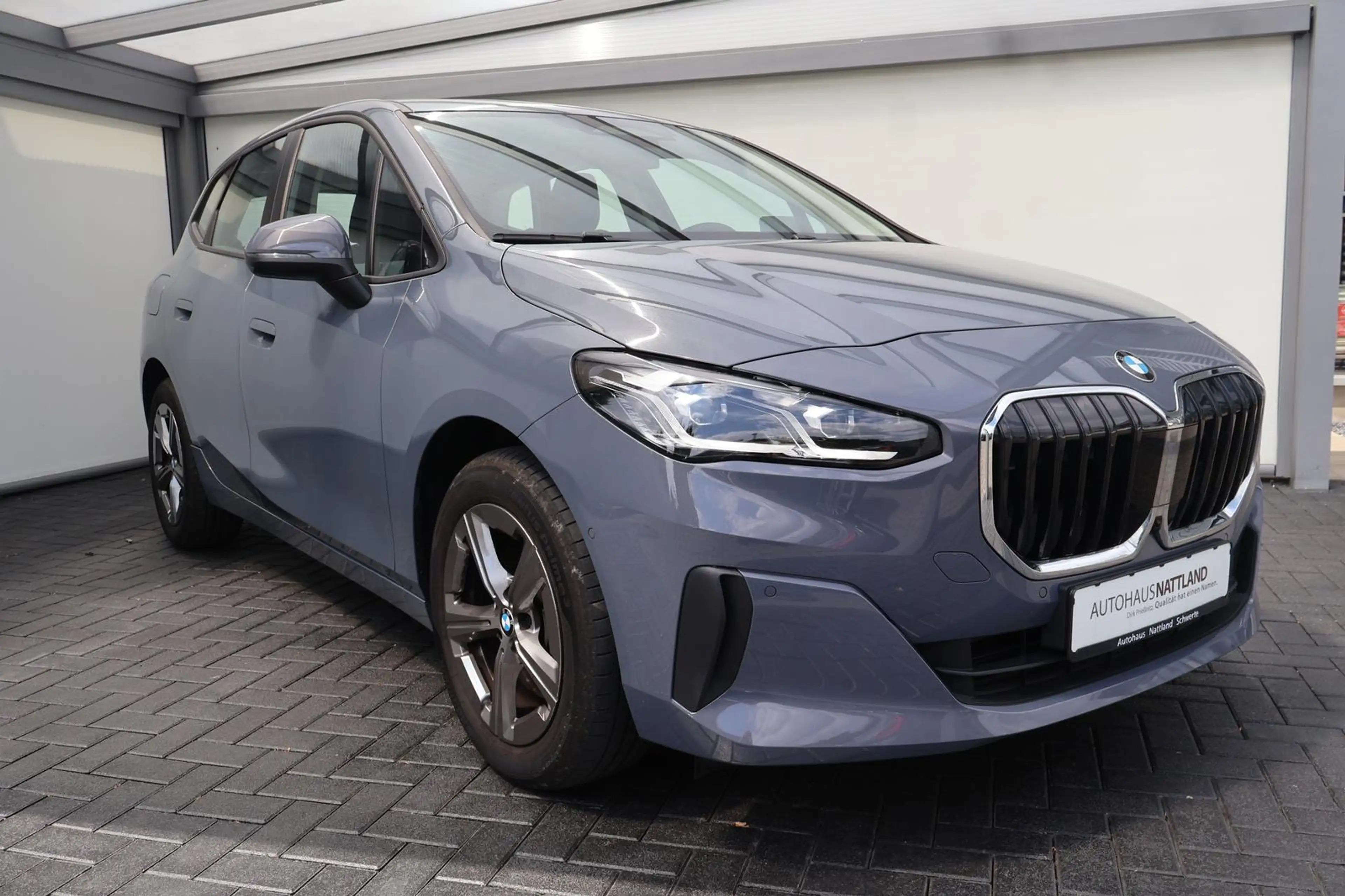 BMW 223 i Active Tourer PANO 360° LED PA+ — photo 2