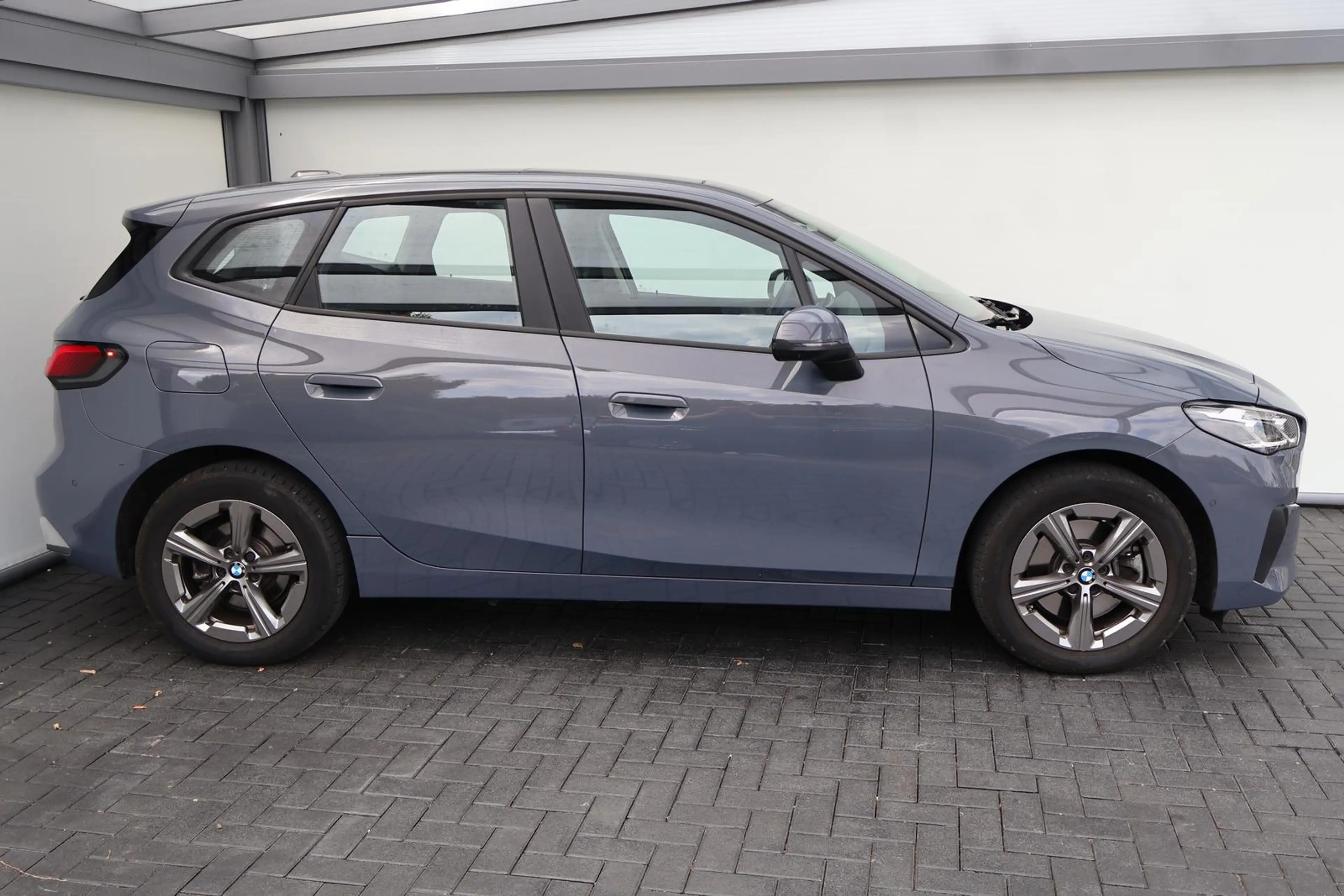 BMW 223 i Active Tourer PANO 360° LED PA+ — photo 8