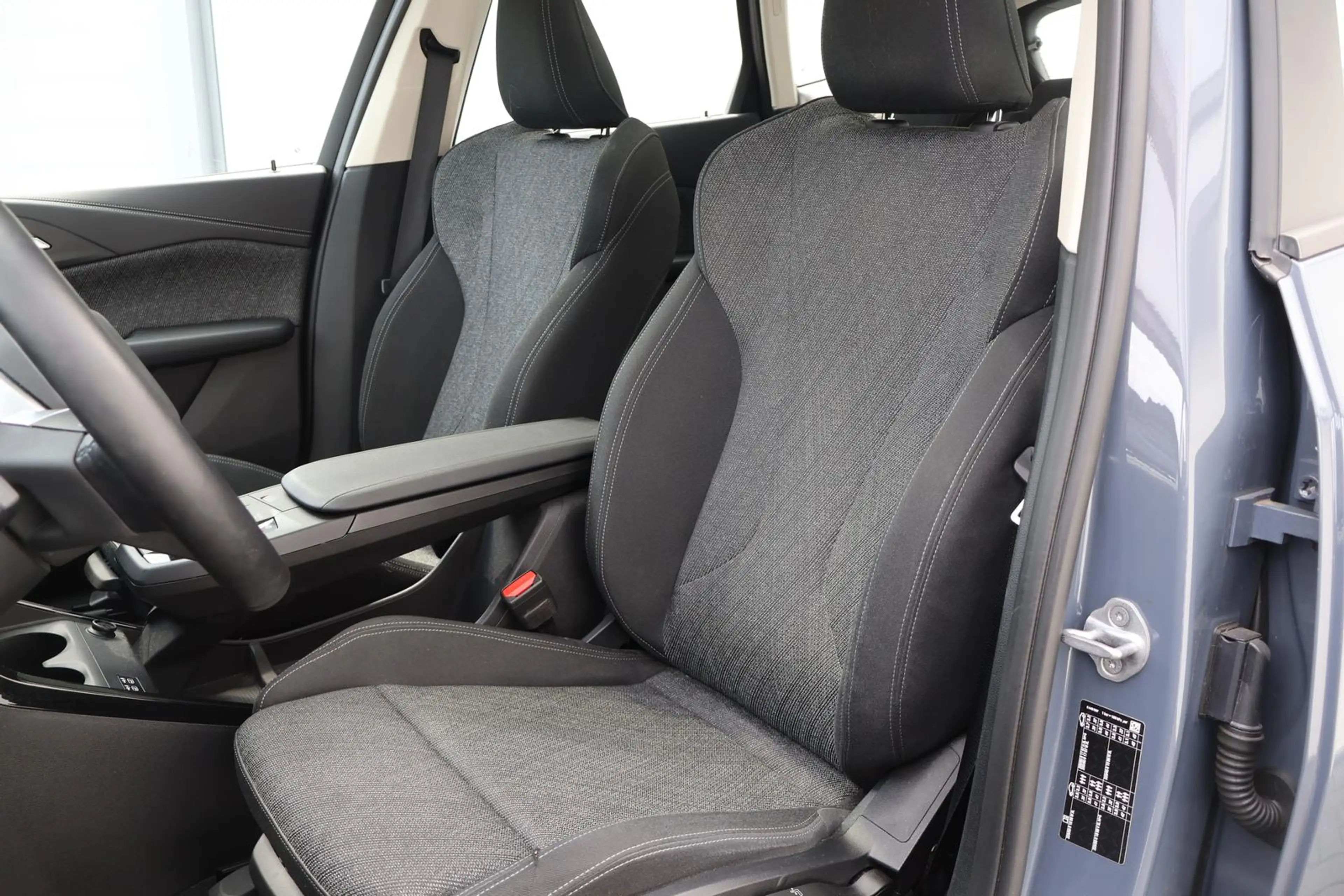 BMW 223 i Active Tourer PANO 360° LED PA+ — photo 10