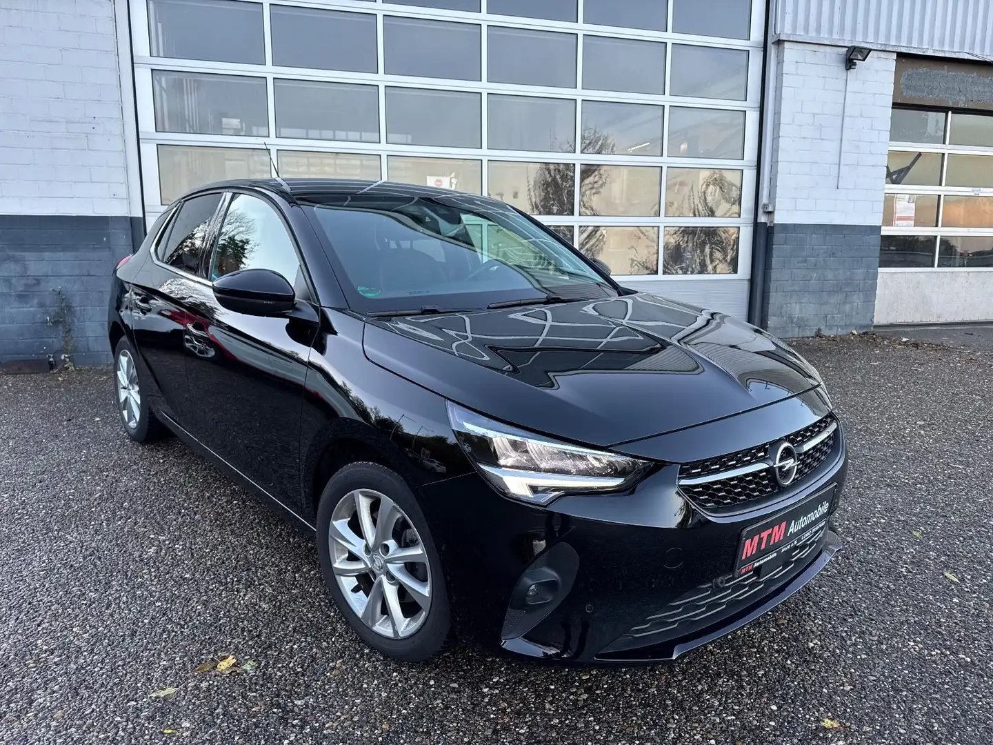 Opel Corsa F 1.2 Elegance LED Teilleder RCam Carplay Schwarz - 1