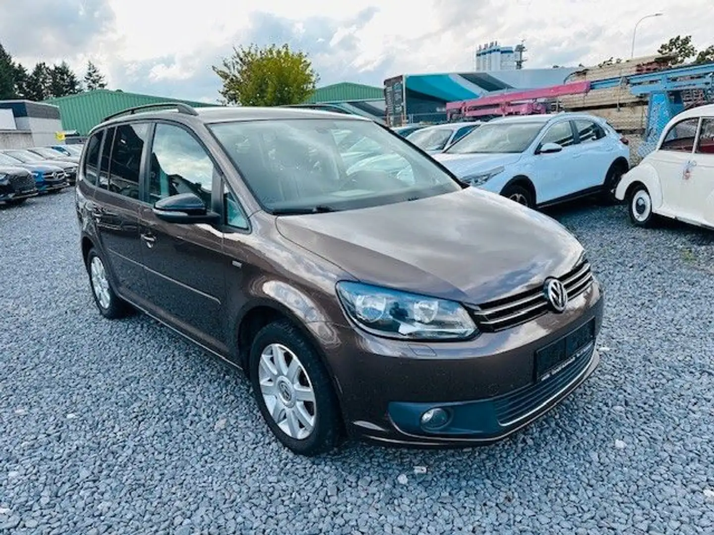 Volkswagen Touran Match 1.4 TSI*7 Sitzer *Navi*TÜV NEU*AHK Brun - 1