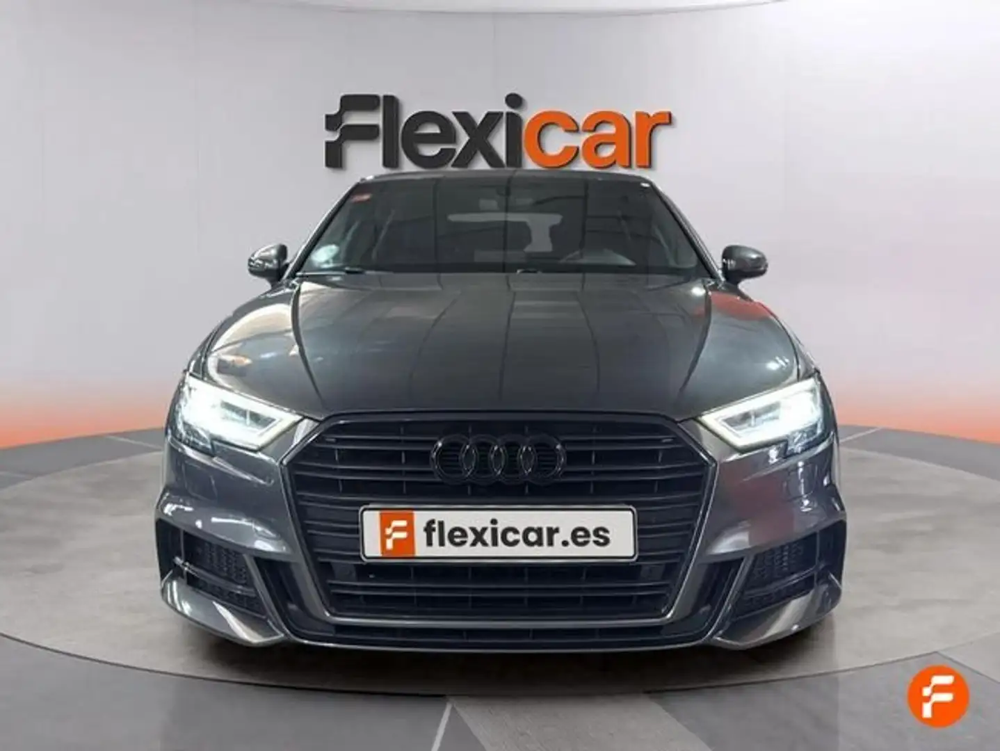 Audi A3 Sportback 35 TFSI S line 110kW Gris - 2