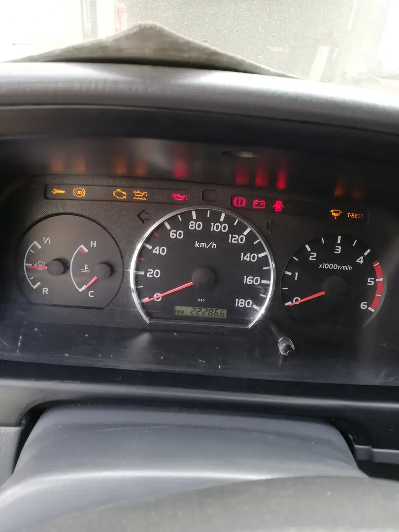 Toyota Hiace HIACE 117 D-4D 4X2 LONG CONFORT - 2