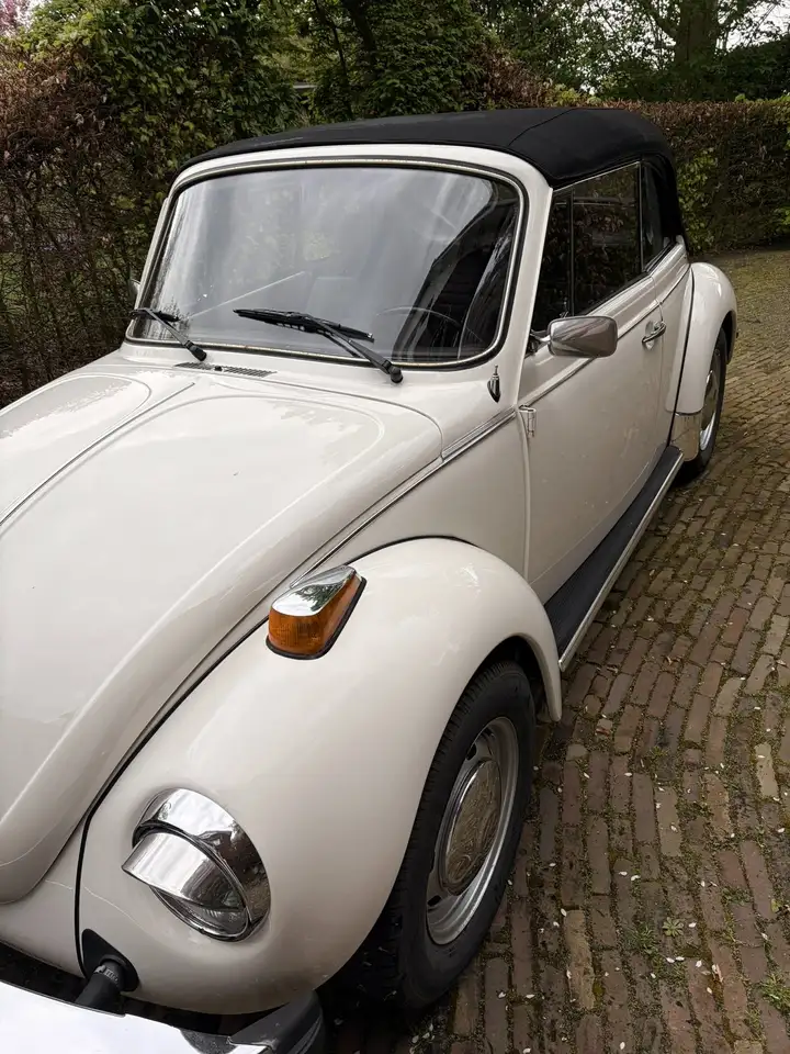 Volkswagen Kever Cabriolet Karmann, foto 2