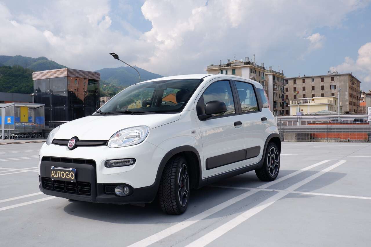 Fiat Panda Panda 1.0 GSE S&S Hybrid Street Van 4 posti