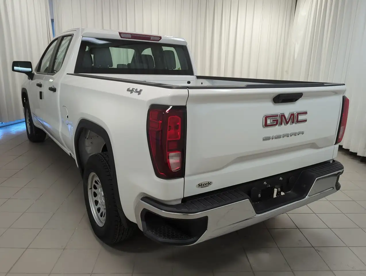 GMC Sierra 1500 снимка GMC Sierra 1500