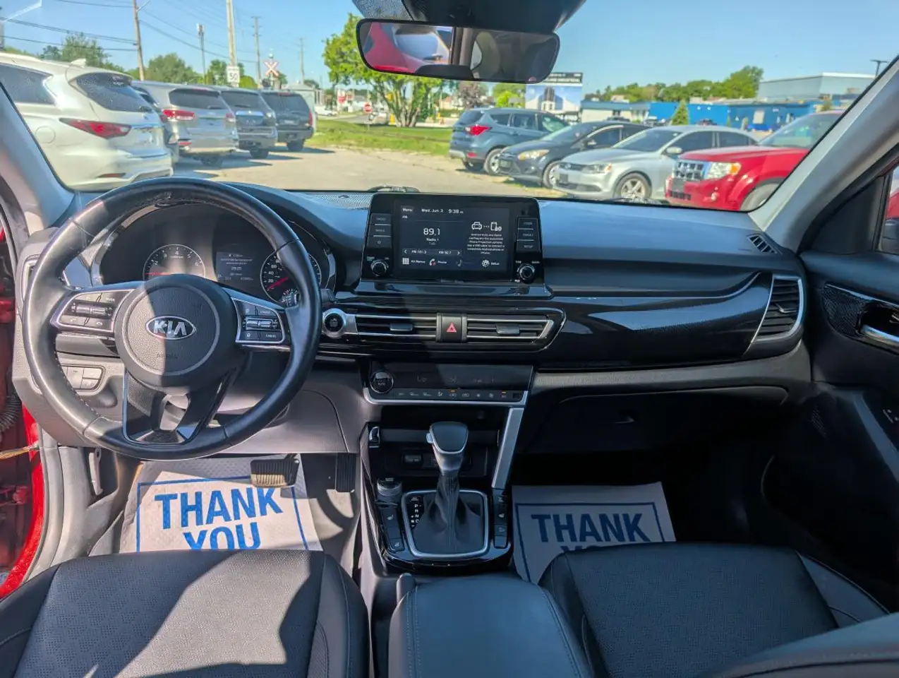 Kia Seltos снимка Kia Seltos