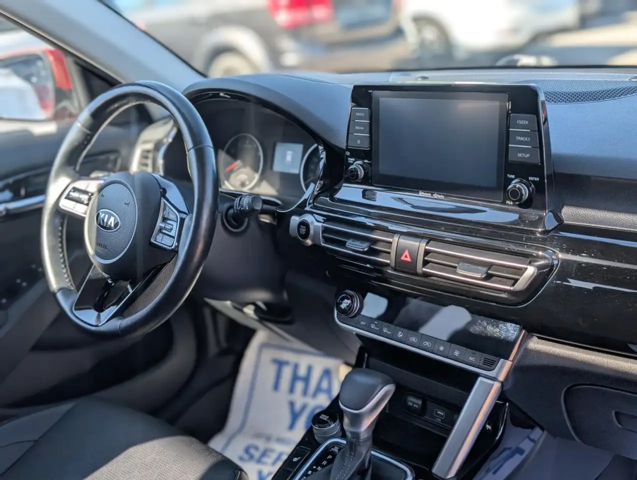 Kia Seltos снимка Kia Seltos