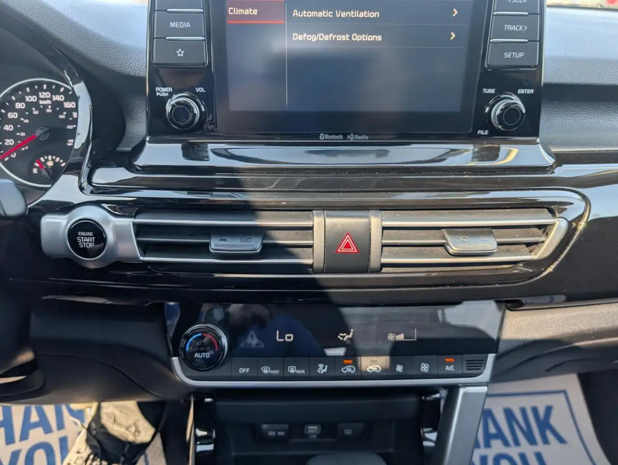 Kia Seltos снимка Kia Seltos