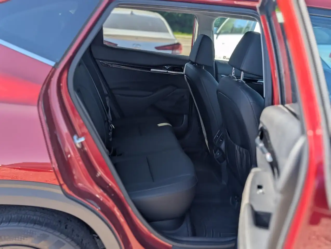 Kia Seltos снимка Kia Seltos